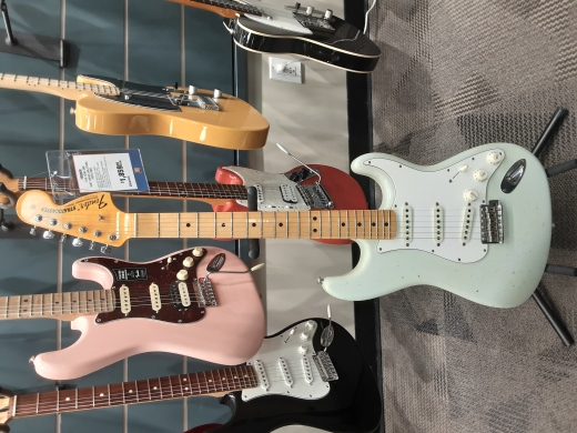 Fender Custom Shop 69 Journeyman Relic Stratocaster Aged Sonic Blue 5